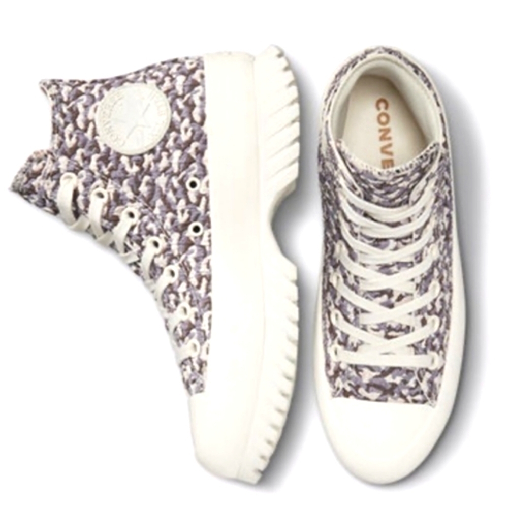 Brand NEW chuck taylor all star lugged 2.0 jacquard unisex